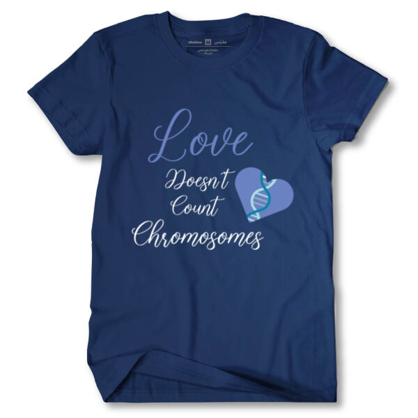 Love doesn't count chromosomes T-shirt Thumbnail